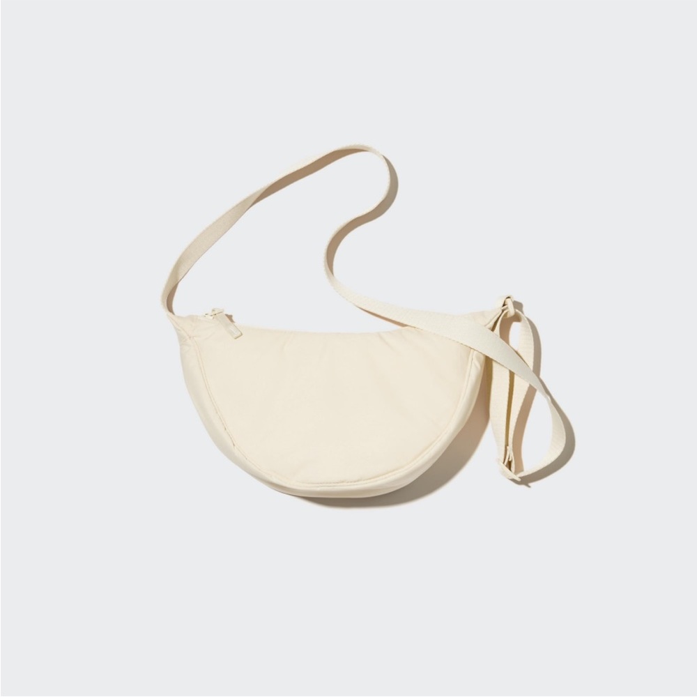 Uniqlo round mini shoulder bag